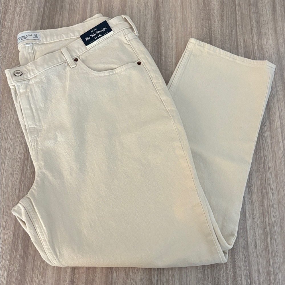 New Abercrombie Curve Love The 90s Straight Mid Rise Jeans Women’s Size 18 Short